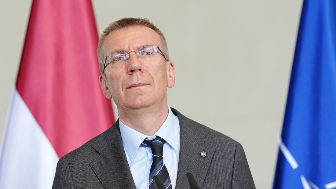 ARCHIV - Edgars Rinkevics, Präsident von Lettland, reagiert bei einer Pressekonferenz nach einem Treffen im Bundeskanzleramt. Foto: Kay Nietfeld/dpa/Archivbild 20260715175830584.jpg