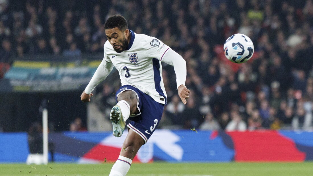 Reece James sorgt mit einem sehenswerten Freistoss für die Führung für England gegen Lettland 20250324231108931.jpg