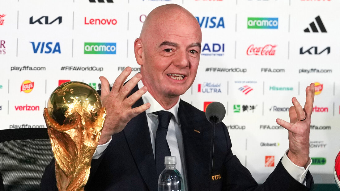 Fabrizierte mit den gescheiterten Investorenplänen ein klassisches Eigentor: FIFA-Präsident Gianni Infantino 20260802124715030.jpg