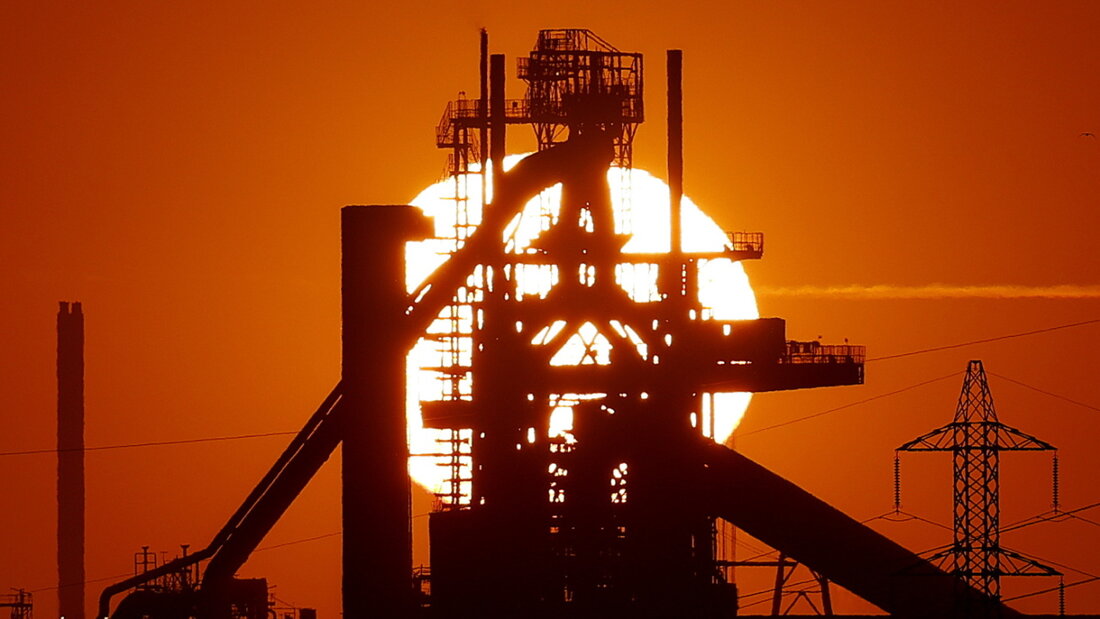 Steigende Ölpreise zu Beginn der Woche: Der Preis für die Nordsee-Sorte Brent ist pro Barrel auf knapp 105 US-Dollar gestiegen.(Symbolbild) 20260316092256700.jpg