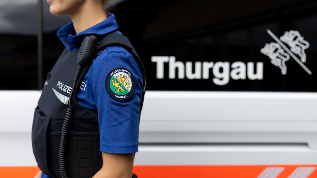 Nach dem Gewaltausbruch am Freitagabend in der Innenstadt von Frauenfeld sucht die Polizei Zeugen. (Archivbild) 20251115133713854.jpg