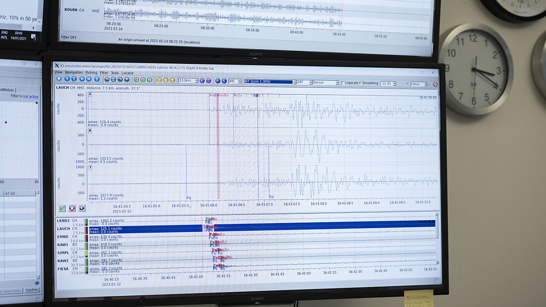 Laut dem Schweizerischen Erdbebendienst an der ETH Zürich werden von der Bevölkerung pro Jahr etwa 10 bis 20 Erdstösse mit Magnituden ab etwa 2,5 tatsächlich verspürt. (Archivbild) 20240604044006400.jpg