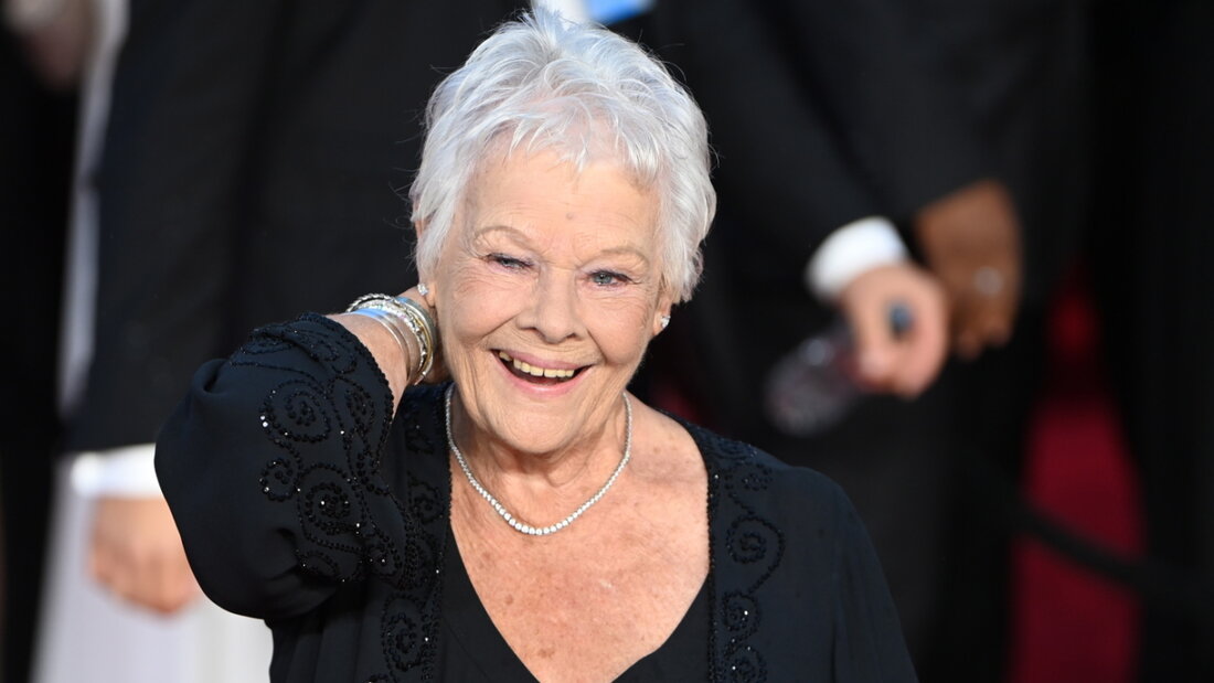 Die britische Schauspielerin Judi Dench war erfolgreich am Theater, und mit über 60 startete sie als Filmstar durch - etwa als Geheimdienstboss M in sieben James Bond-Filmen. Am heutigen Montag feiert sie ihren 90. Geburtstag. (Archivbild) 20241209070016968.jpg