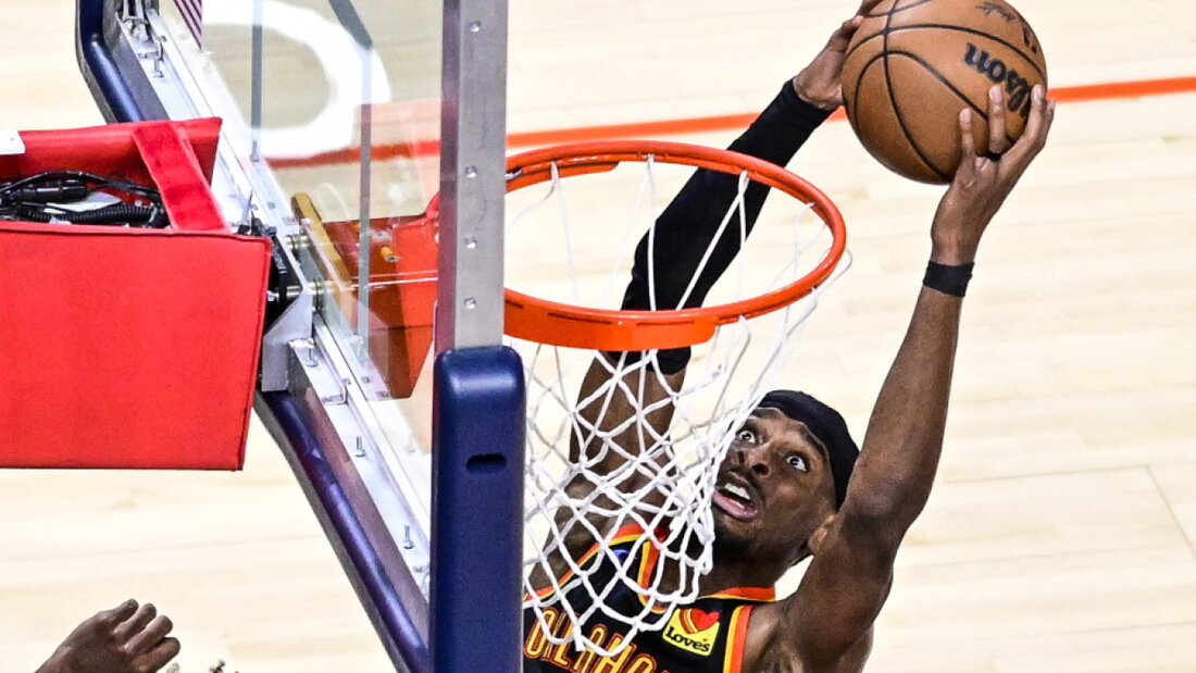 Shai Gilgeous-Alexander von Oklahoma City Thunder war im zweiten Viertelfinalspiel gegen die Denver Nuggets nicht zu stoppen 20250508083617411.jpg