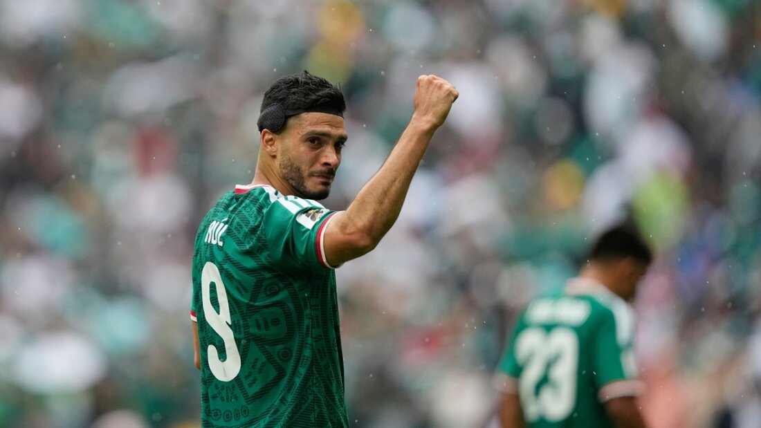 Feierte bei seiner vierten WM-Teilnahme die Torpremiere: der mexikanische Stürmer Raul Jimenez 20260612101524016.jpg