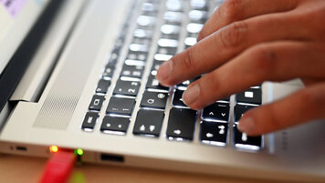 KEYSTONE/DPA/ULI DECK 20251215091306013.jpg