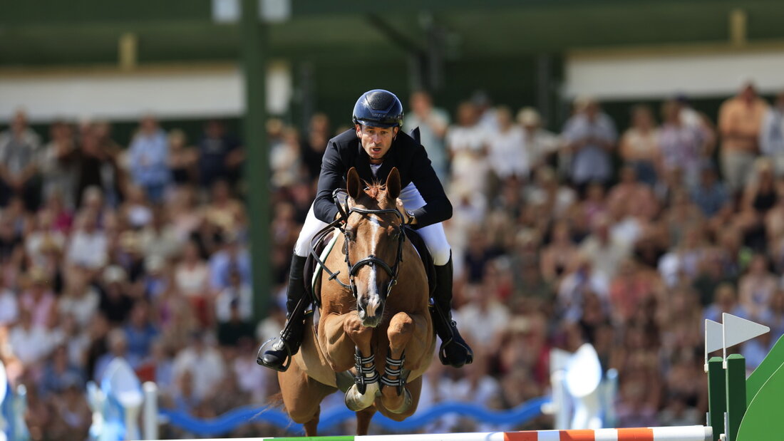 Steve Guerdat auf Iashin haben mit Platz 3 Zahltag in Calgary 20260914081849763.jpg