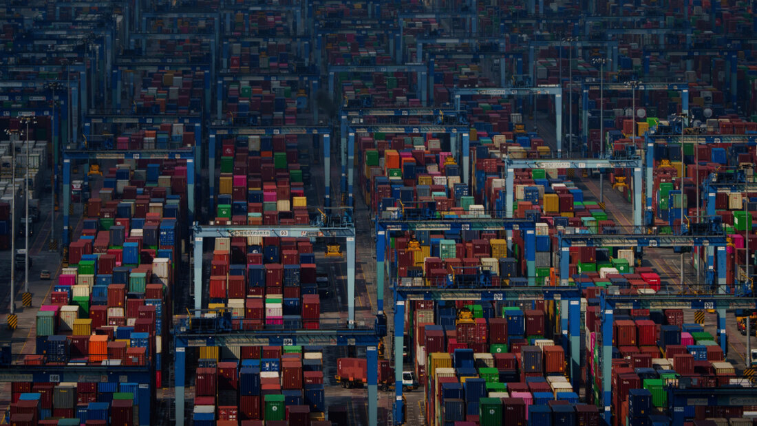Im Inland sinken die Emissionen zwar langsam. Berücksichtigt man den Import, fällt die Umweltbilanz laut WWF und Greenpeace aber deutlich schlechter aus. (Symbolbild) 20260511043020517.jpg