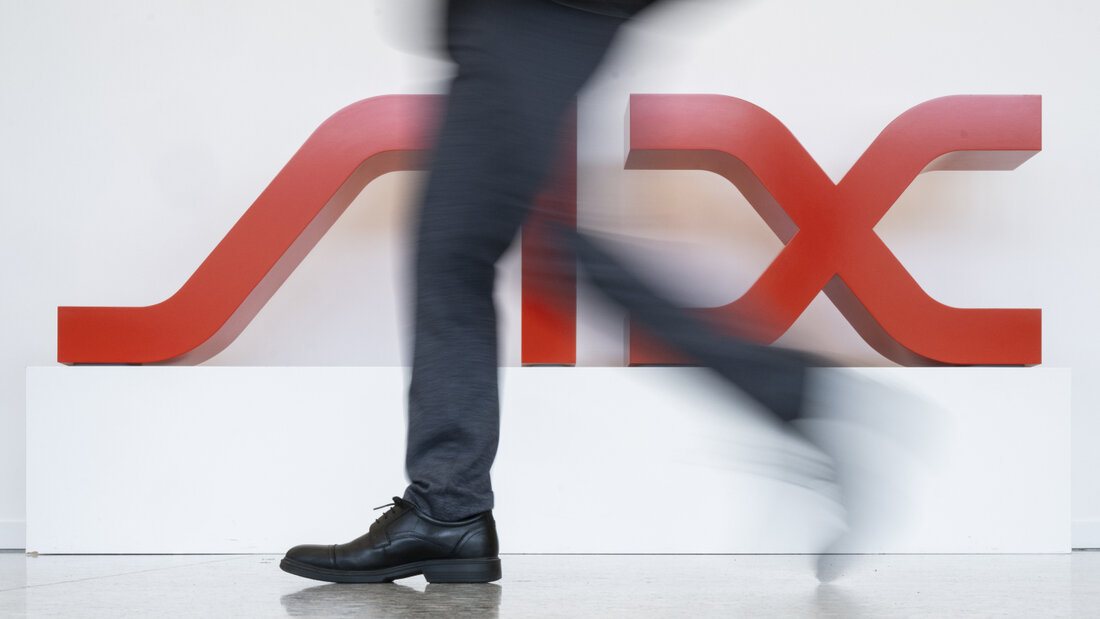Auch an der Schweizer Börse zählen zu Wochenauftakt Aktien, die zuletzt vom KI-Boom profitiert haben, zu den Verlierern. Führende Köpfe aus der KI-Branche hatten zuvor vor den Gefahren der Technologie gewarnt.(Symbolbild) 20260914102909596.jpg