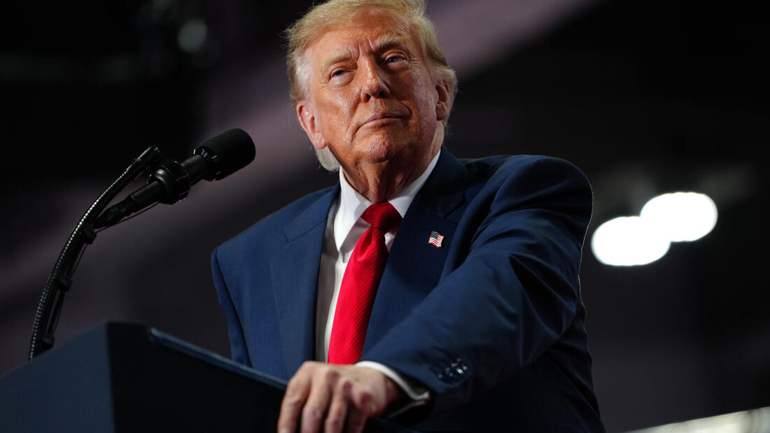 US-Präsident Donald Trump spricht während einer Wahlkampfveranstaltung. Foto: Julia Demaree Nikhinson/AP/dpa 20261010054021381.jpg