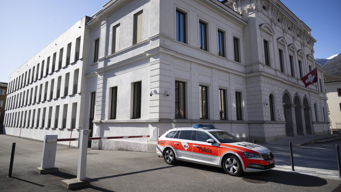 Ein 54-jähriger Baselbieter steht in Bellinzona wegen versuchten Mordes vor dem Bundesstrafgericht. (Symbolbild) 20251211095803473.jpg