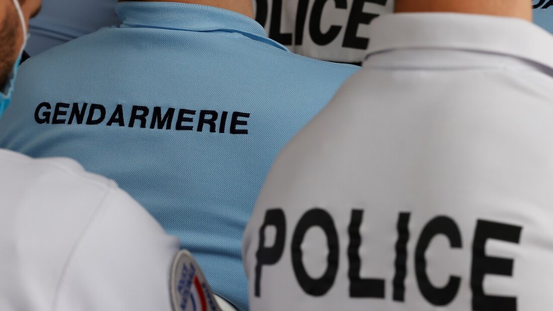 Eine Lohnabrechnung machte die Polizei stutzig. (Archivbild) 20250411043023657.jpg