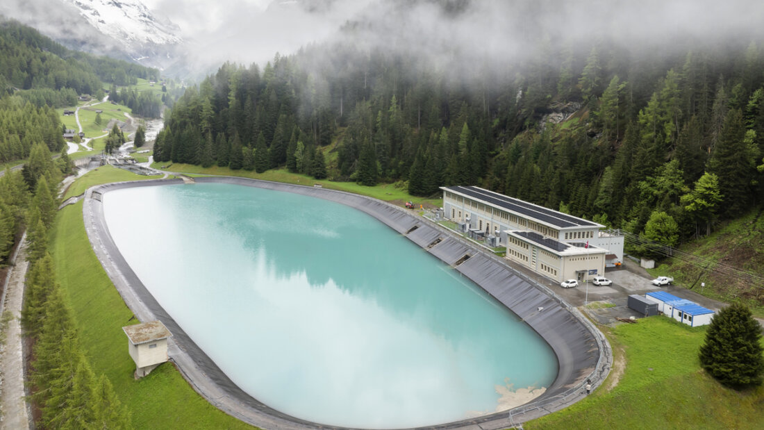 Der Energiekonzern Alpiq wurde in den ersten sechs Monaten 2025 von negativen nicht-operativen Effekten gebremst. (Archivbild) 20250828082148145.jpg
