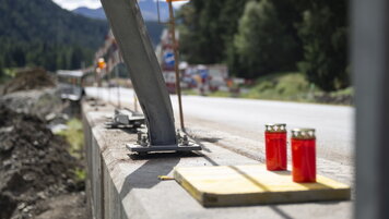 KEYSTONE/EPA/MICHAEL SCHMID 20260916151205482.jpg