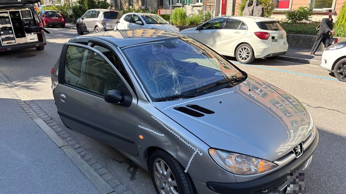 Der 81-Jährige fuhr ungebremst in die drei Personen auf dem Fussgängerstreifen. 20250531172644056.jpg