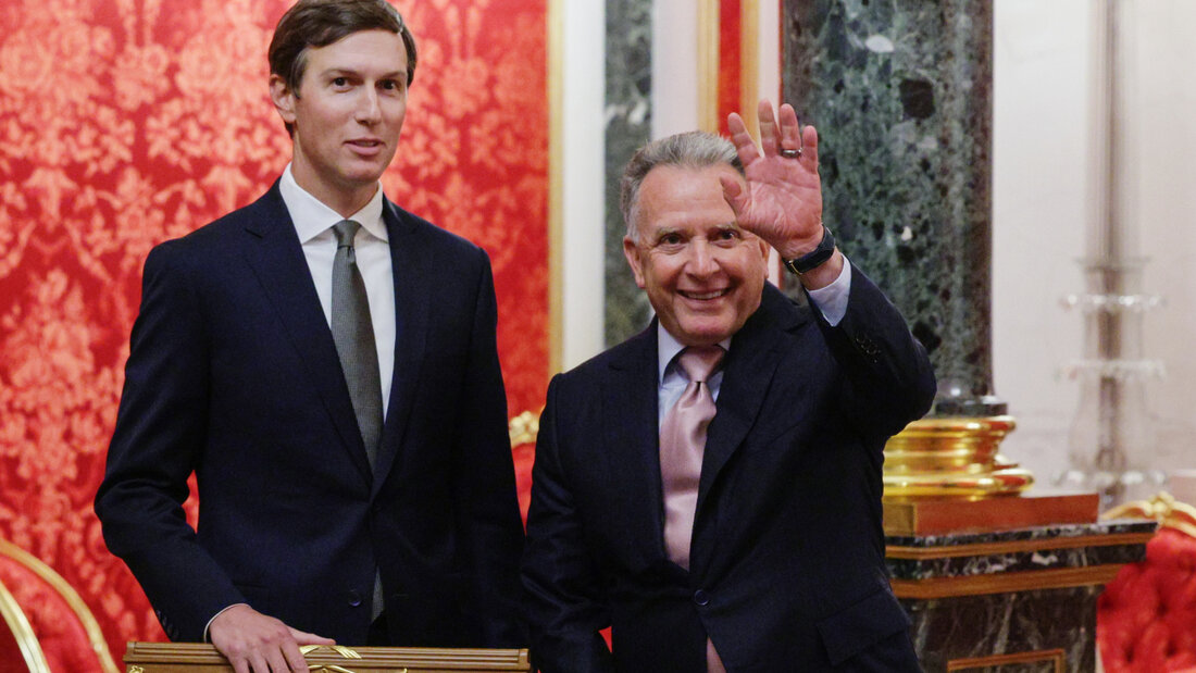 Die Gesandten des US-Präsidenten Donald Trump, Steve Witkoff (r) und Jared Kushner. Foto: Gavriil Grigorov/Pool Sputnik Kremlin/AP/dpa 20260905224432740.jpg