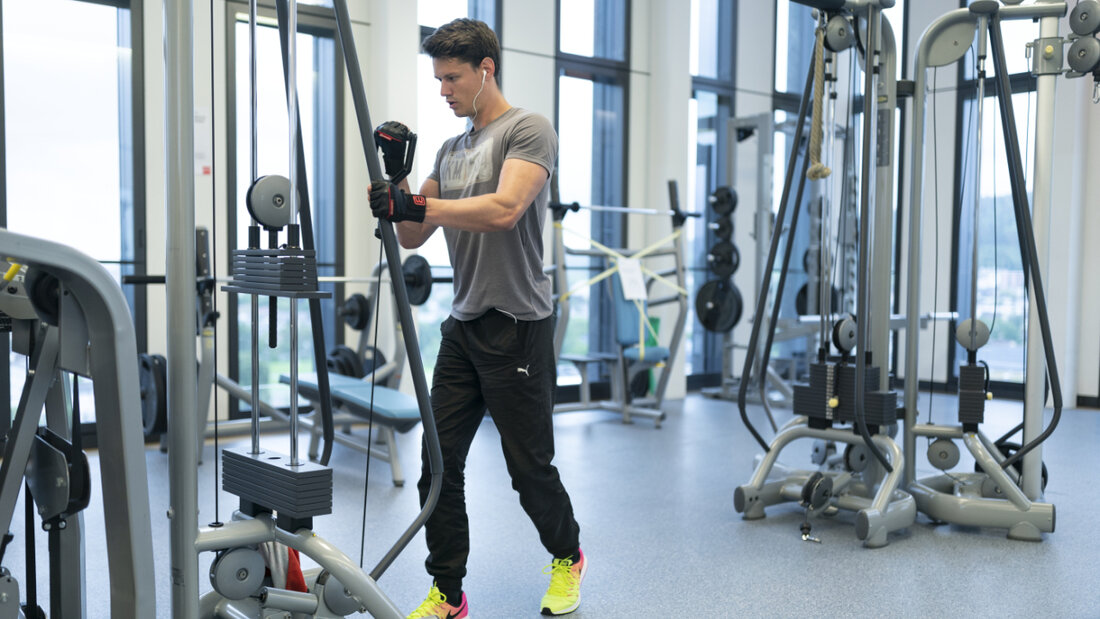 In der Schweiz wächst die Fitnessbranche. Die Zahl der Fitnesscenter ist im vergangenen Jahr auf einen Rekordstand geklettert.(Symbolbild) 20250603112047283.jpg