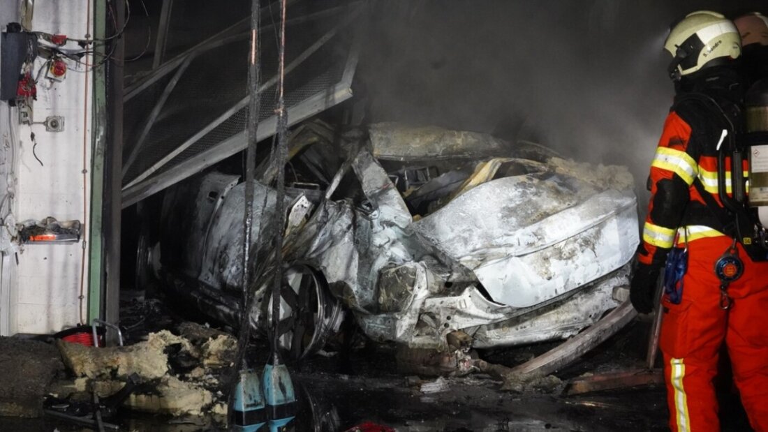 Beim Unfall starb ein Mensch, der Sachschaden ist beträchtlich. 20260814095912233.jpg