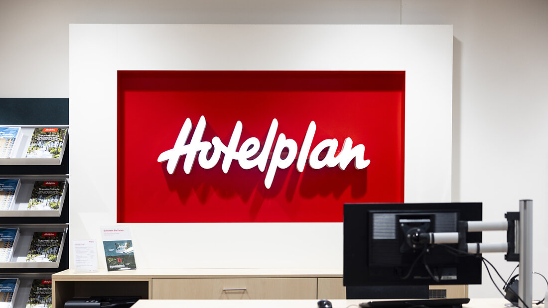 Ausstehende Bewilligungen: Bis die Hotelplan-Gruppe von Dertour übernommen werden kann, dürfte es noch eine Weile dauern. (Archivbild) 20250213164048845.jpg