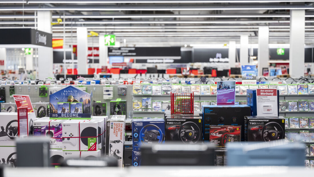 In der Schweiz sind die Umsätze im Detailhandel im Juli leicht gestiegen.  Vor allem Produkte aus dem Segment Informations- und Kommunikationstechnik wurden vermehrt verkauft.(Symbolbild) 20250901091502190.jpg