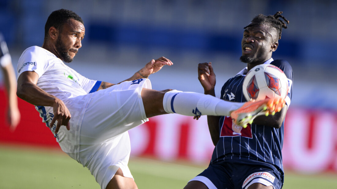 Chris Kablan (links) spielt ab sofort für den FC Zürich 20260112180208148.jpg
