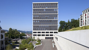 KEYSTONE/GAETAN BALLY 20251107113103873.jpg