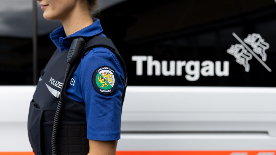 Die Beamten konnten den Fliehenden nach einer Verfolgungsjagd anhalten. (Symbolbild) 20250609094204548.jpg