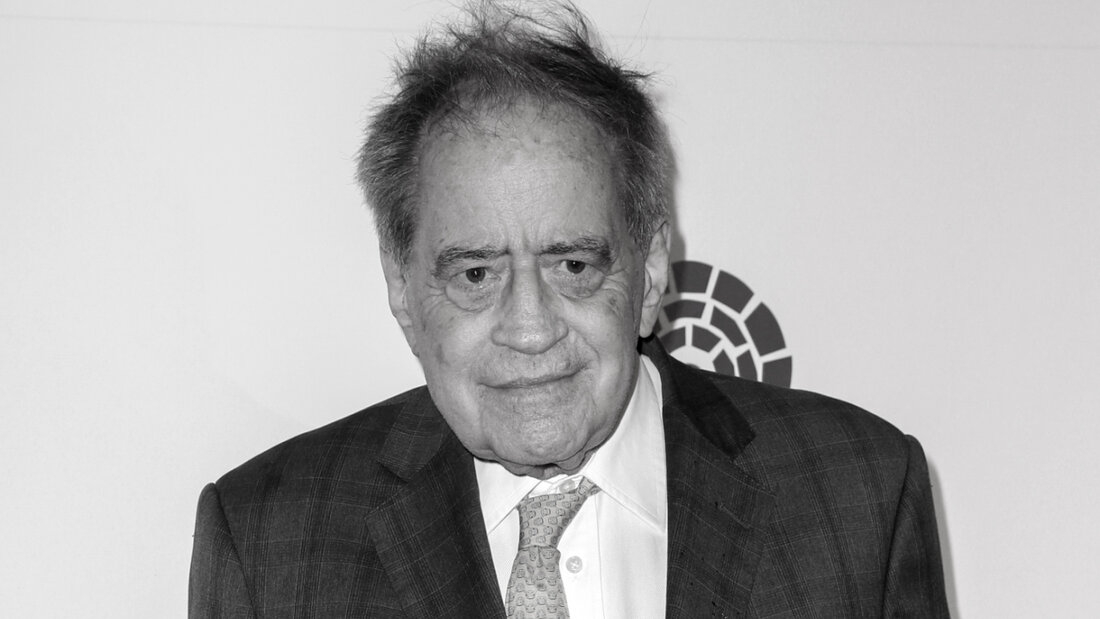 ARCHIV - Der Schweizer Filmproduzent und Oscar-Preisträger Arthur Cohn (Archivbild). Foto: Gerald Matzka/dpa-Zentralbild/dpa 20251212173647832.jpg