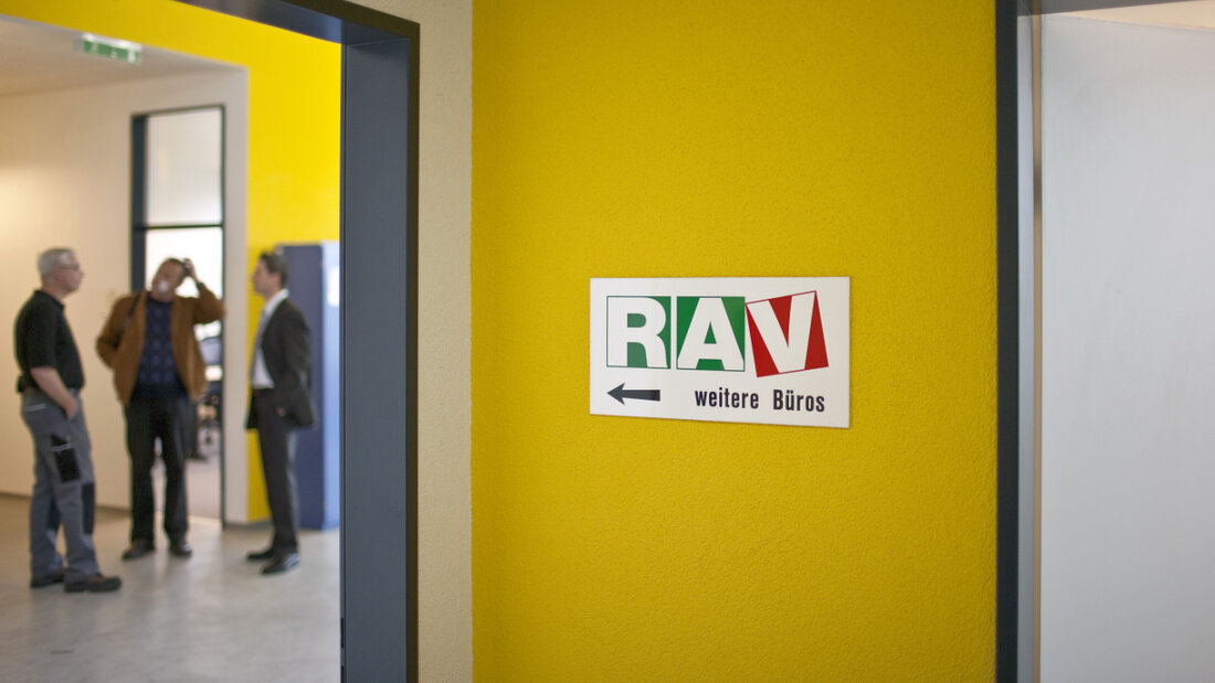 Die Arbeitslosigkeit hat sich in der Schweiz im März kaum verändert, die Arbeitslosenquote ist aber leicht zurückgegangen. Um saisonale Faktoren bereinigt verharrte die Quote allerdings auf dem Wert des Vormonats. (Archivbild) 20260408092130059.jpg