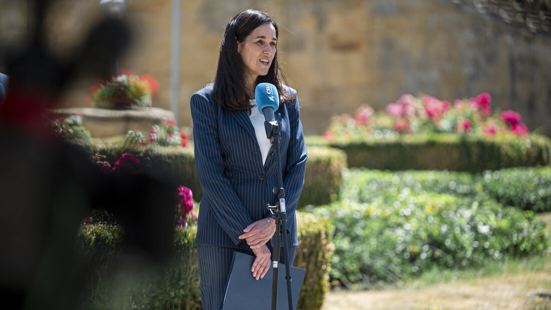ARCHIV - Anita Orbán, stellvertretende Ministerpräsidentin und Außenministerin Ungarns, gibt ein Pressestatement am zweiten und letzten Tag der Sommerklausur der CSU-Landesgruppe im Kloster Banz. Foto: Daniel Vogl/dpa 20260908124423060.jpg