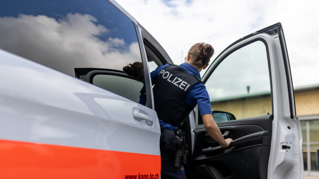 Die Kantonspolizei Thurgau rückte am Dienstag zu einem Brand in Arbon aus. (Symbolbild) 20251216140646936.jpg