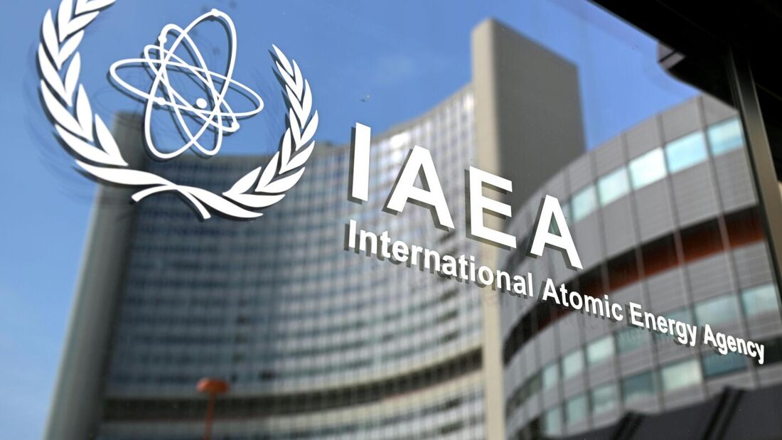 ARCHIV - Das Logo der Internationalen Atomenergiebehörde (IAEA). Foto: Helmut Fohringer/APA/dpa 20260909201527776.jpg