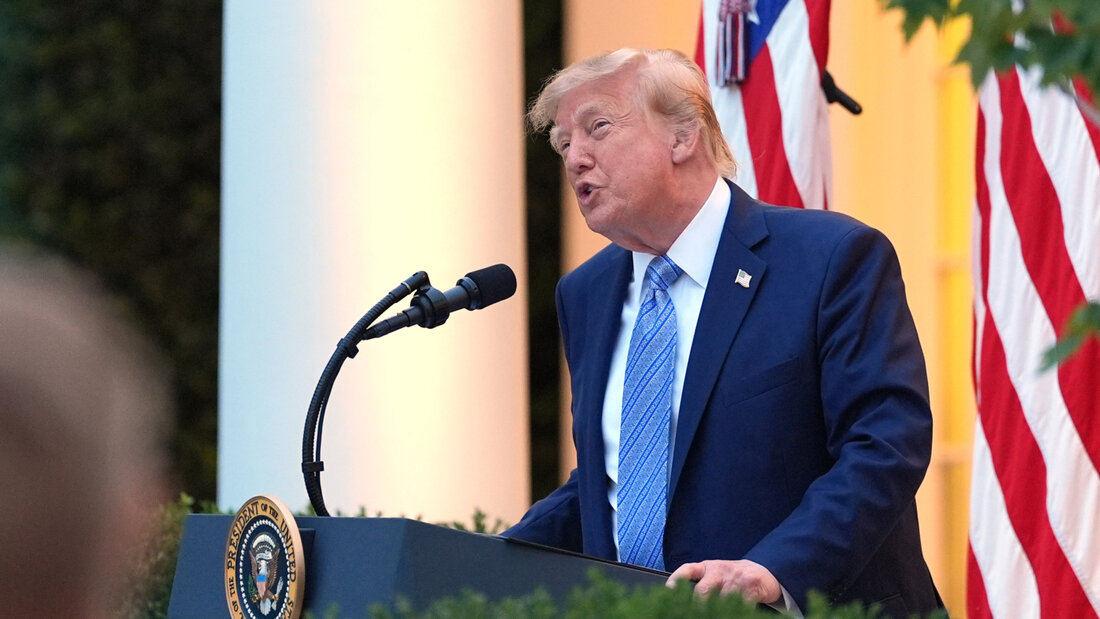 US-Präsident Donald Trump spricht im Rosengarten des Weißen Hauses. Foto: Alex Brandon/AP/dpa 20260918220523011.jpg