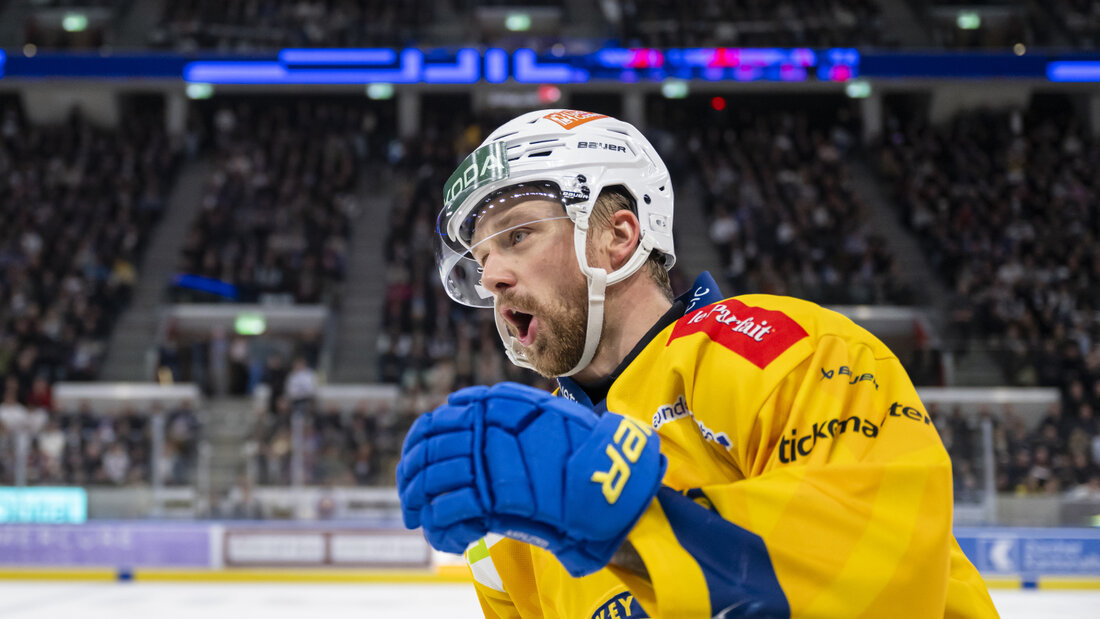 Rasmus Asplund jubelt auch künftig im HCD-Dress 20260916095515920.jpg