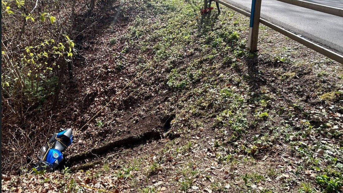 Die Motorradfahrerin wurde mittelschwer verletzt. 20260411170122525.jpg