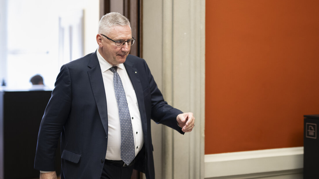 Elf Jahre im Nationalrat sind genug, findet der Aargauer SVP-Politiker Andreas Glarner. Damit begründet er seinen Rücktritt per Ende 2026. (Archivbild) 20260826205516249.jpg