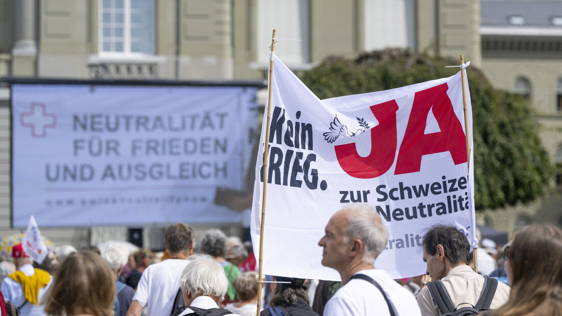 Die Neutralitätsinitiative scheiterte national klar. Auch in Graubünden lehnten die meisten Gemeinden die Initiative ab - ausser in Südbünden. (Symbolbild) 20260928174905099.jpg