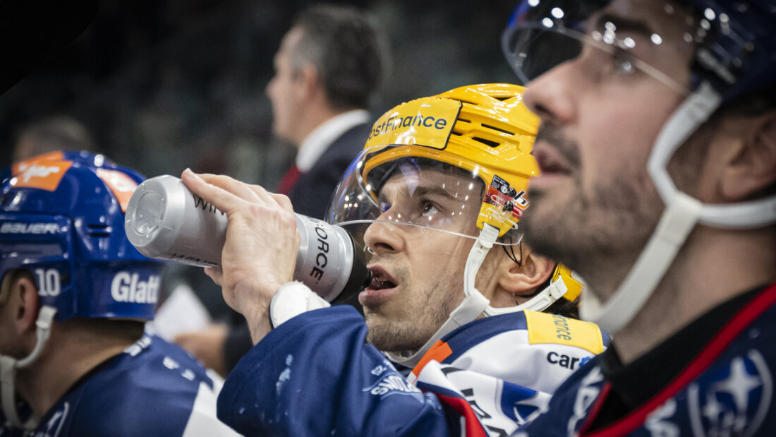 Denis Malgin, PostFinance-Topskorer der ZSC Lions, traf gegen die Lakers zum zweiten Mal hintereinander, nachdem er vorher elf Partien lang nicht mehr getroffen hatte 20251028224351312.jpg