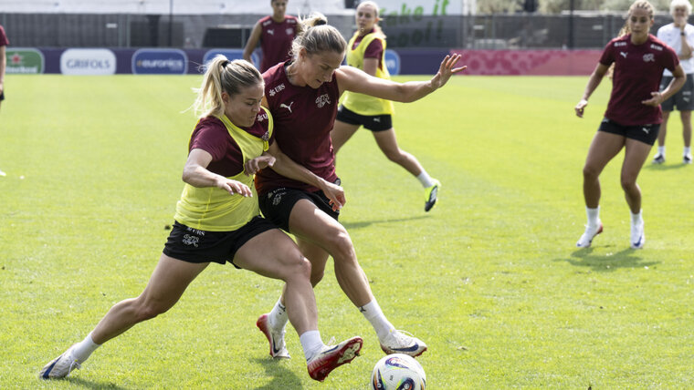 KEYSTONE/PETER SCHNEIDER 20250922142530677.jpg