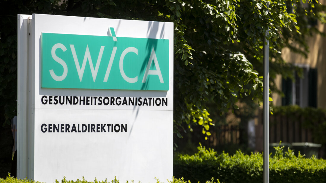 Der Kranken- und Unfallversicherer Swica ist im Jahr 2024 in die Gewinnzone zurückgekehrt. Vor allem die Erträge aus Kapitalanlagen halfen, ein negatives Ergebnis im Kerngeschäft zu kompensieren. (Archivbild) 20250502091918023.jpg