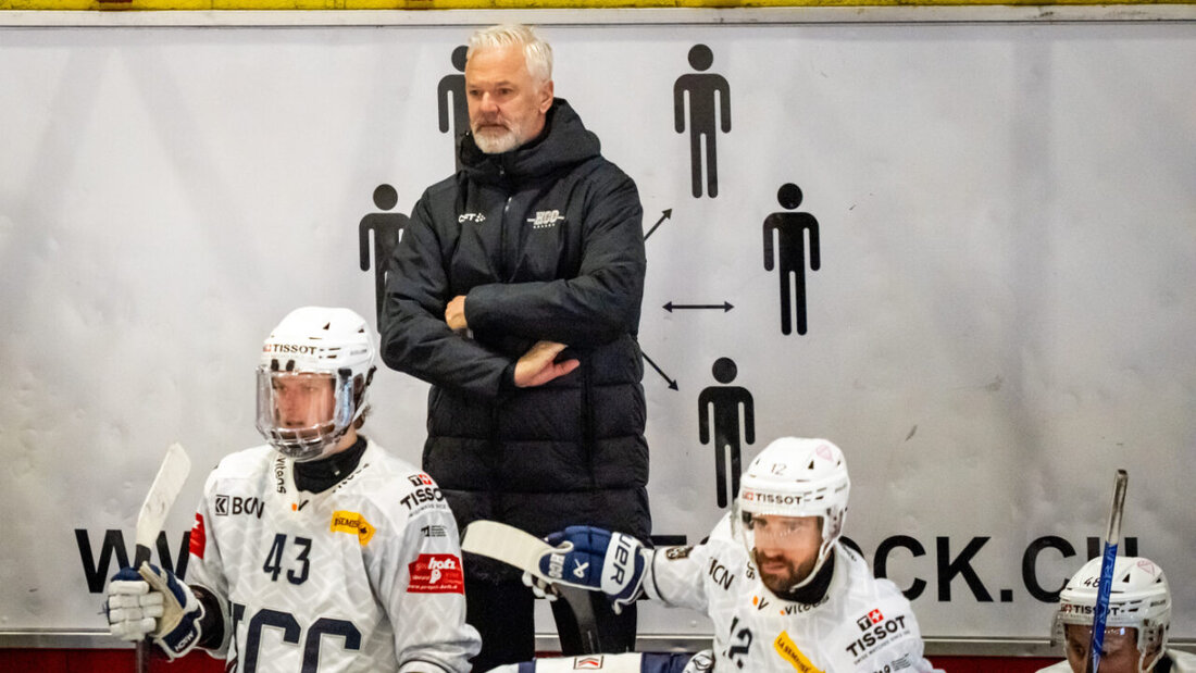 Der HC La Chaux-de-Fonds von Trainer Teppo Kivelä gleicht die Finalserie gegen den HC Sierre zum 1:1 aus 20260331231848775.jpg