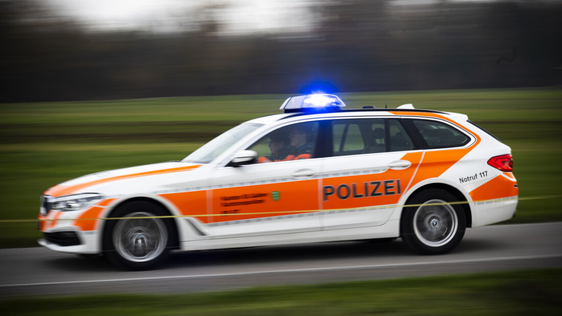 Die Kantonspolizei St. Gallen stoppte bei Dietfurt SG einen flüchtenden Mann. (Symbolbild) 20251121104748136.jpg