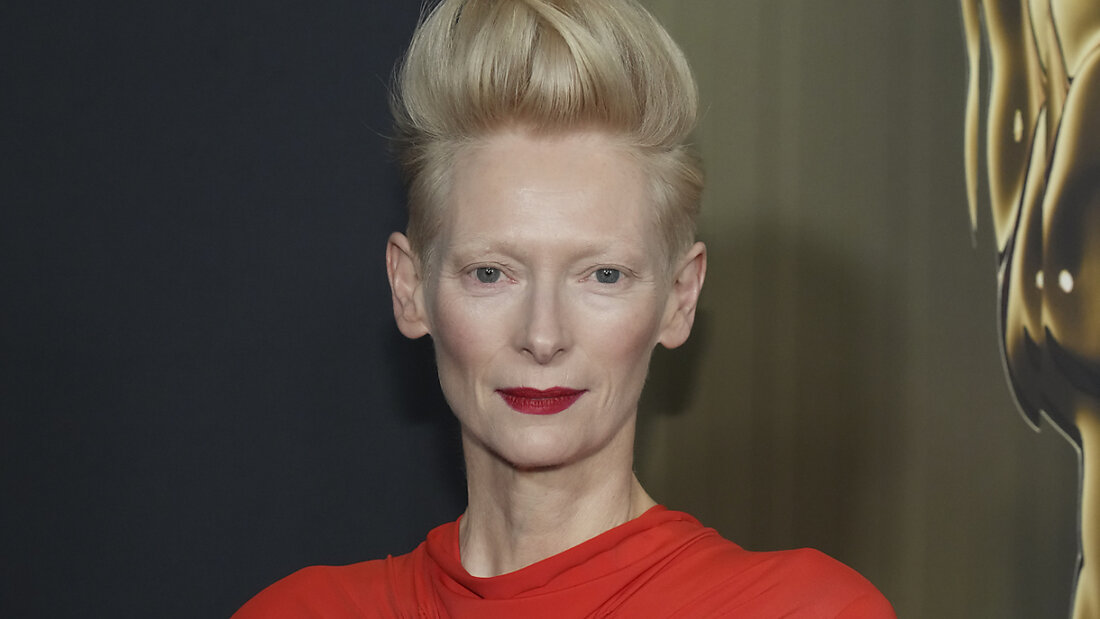ARCHIV - Tilda Swinton kommt zu den 15. Governors Awards im Ray Dolby Ballroom in Los Angeles. Foto: Jordan Strauss/Invision via AP/dpa 20241220131630790.jpg