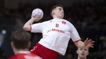 KEYSTONE/EPA RITZAU SCANPIX/BO AMSTRUP 20251030201258567.jpg