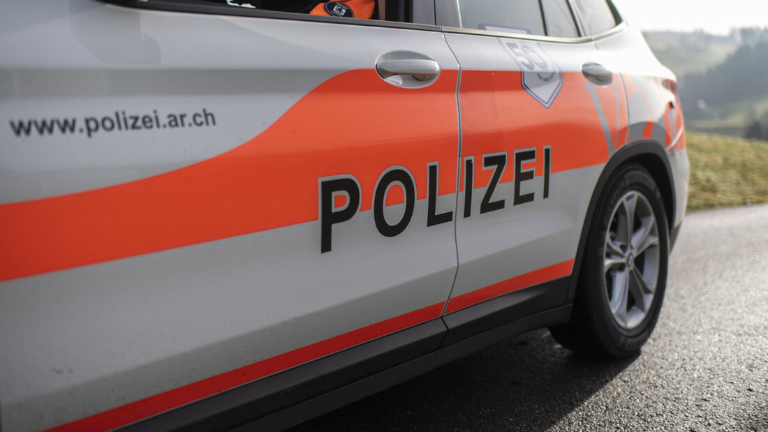 Beim Einbruch in das Freibad entstand ein Sachschaden von mehreren tausend Franken. (Symbolbild) 20260801141527191.jpg