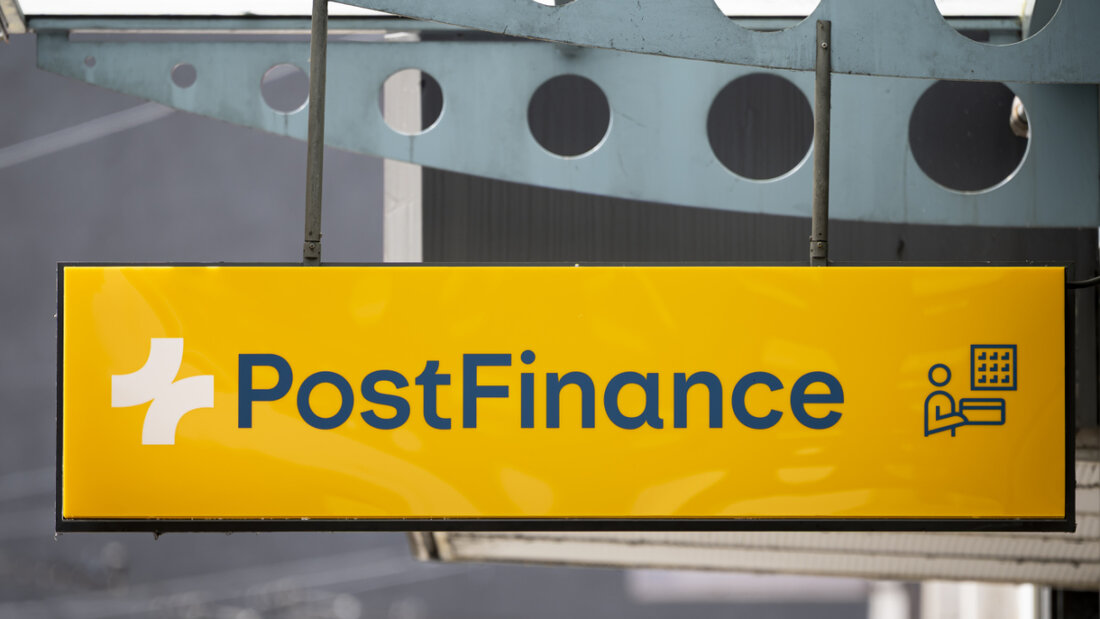 Die Postfinance will sparen und baut bis Ende November 141 Stellen ab. Betroffen sind grösstenteils Verwaltungsfunktionen in Bern. (Archivbild) 20250605112803265.jpg