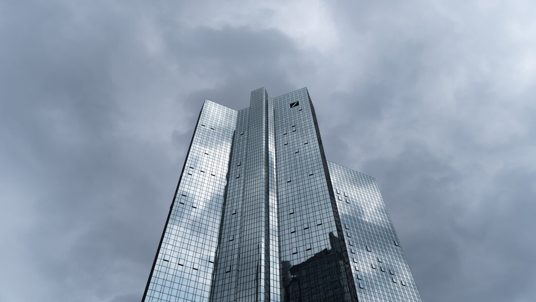 Die Büros der Deutschen Bank sind wegen Altlasten in Bezug auf illegale Cum-Cum-Geschäfte in der Vergangenheit durchsucht worden. (Archivbild) 20260722132453112.jpg
