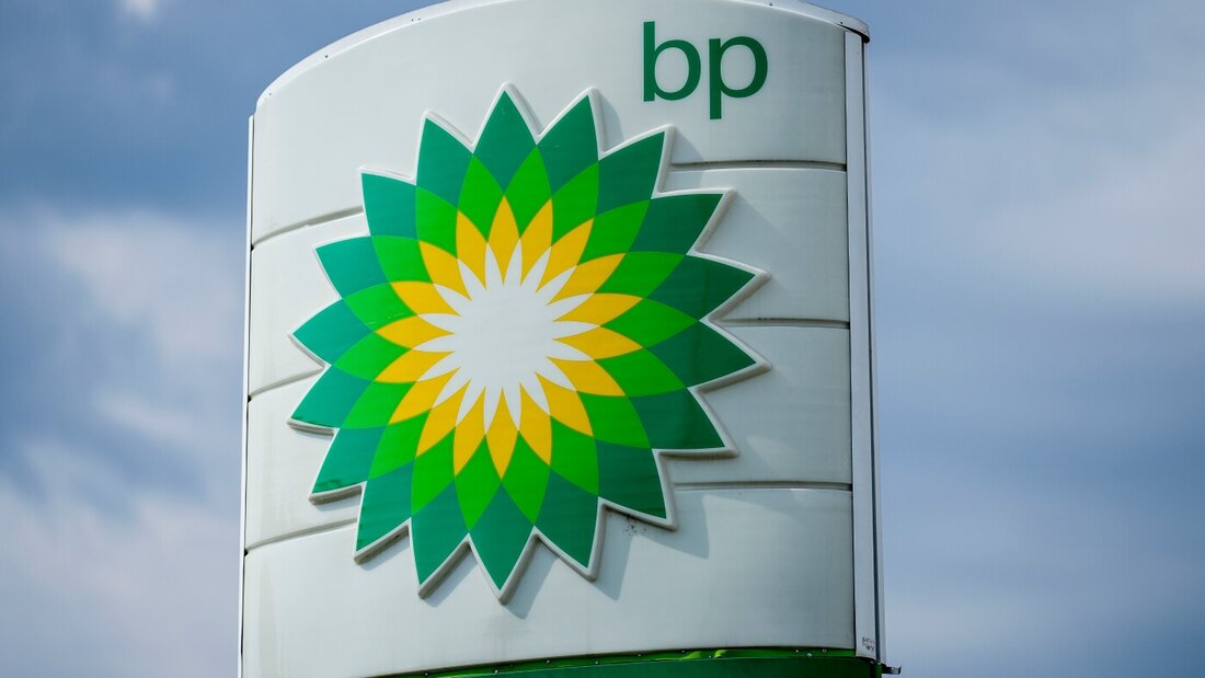 Der britische Energiekonzern BP will sich wieder stärker auf das Öl- und Gasgeschäft ausrichten. Die bisherigen Ziele bei erneuerbaren Energien treten dabei in den Hintergrund. (Archivbild) 20261013103832628.jpg