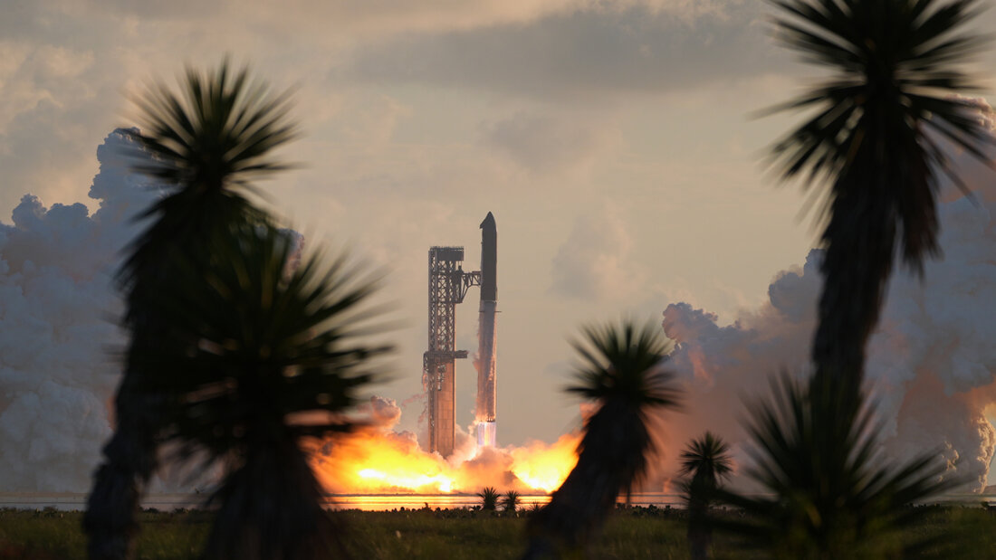 Es ist bereits der 14. Testflug des Starship. Das Raketensystem ist grösser als die Freiheitsstatue in New York. 20260928155433114.jpg