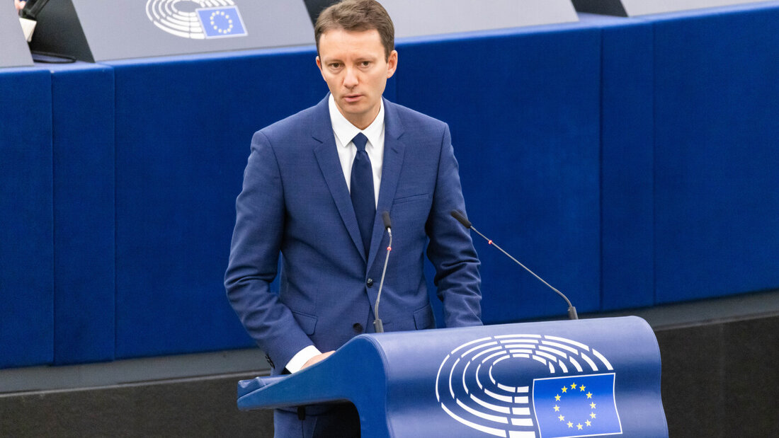 ARCHIV - Der Europaabgeordnete Siegfried Muresan wurde als neuer Regierungschef in Rumänien nominiert. Foto: Philipp von Ditfurth/dpa/Archivbild 20260917174348024.jpg